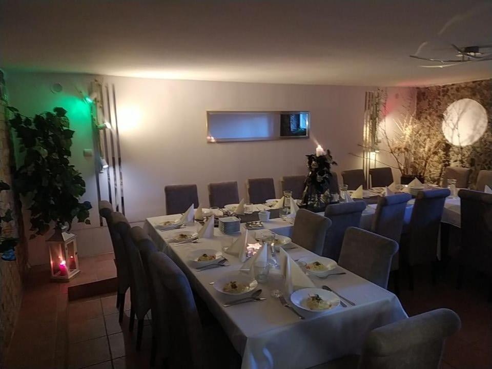 Galeona - Hotel Turystyczny Елблаг Екстериор снимка
